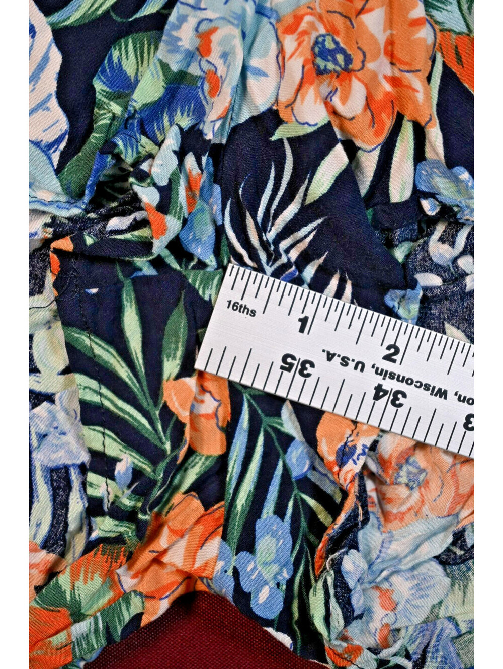 Blush & Lily Floral Rumper Size L Halter Meck Keyhole Cutout Ttopical Summer - Picture 7 of 7